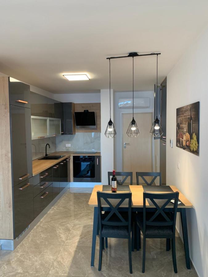 Apartment Dalmatino Makarska Luaran gambar
